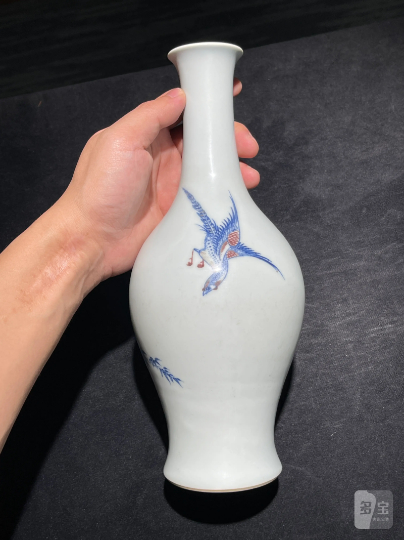 清康熙 安窑青花釉里红花鸟纹橄榄瓶 - 图4